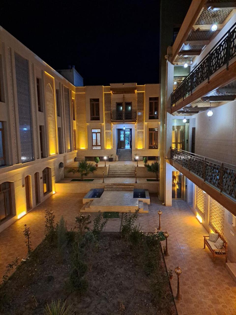 Caravan Plaza Inn Boutique Bukhara Exterior photo